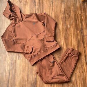 New Balance Matching Hoodie & Athletic Pants